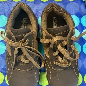 Boy shoes